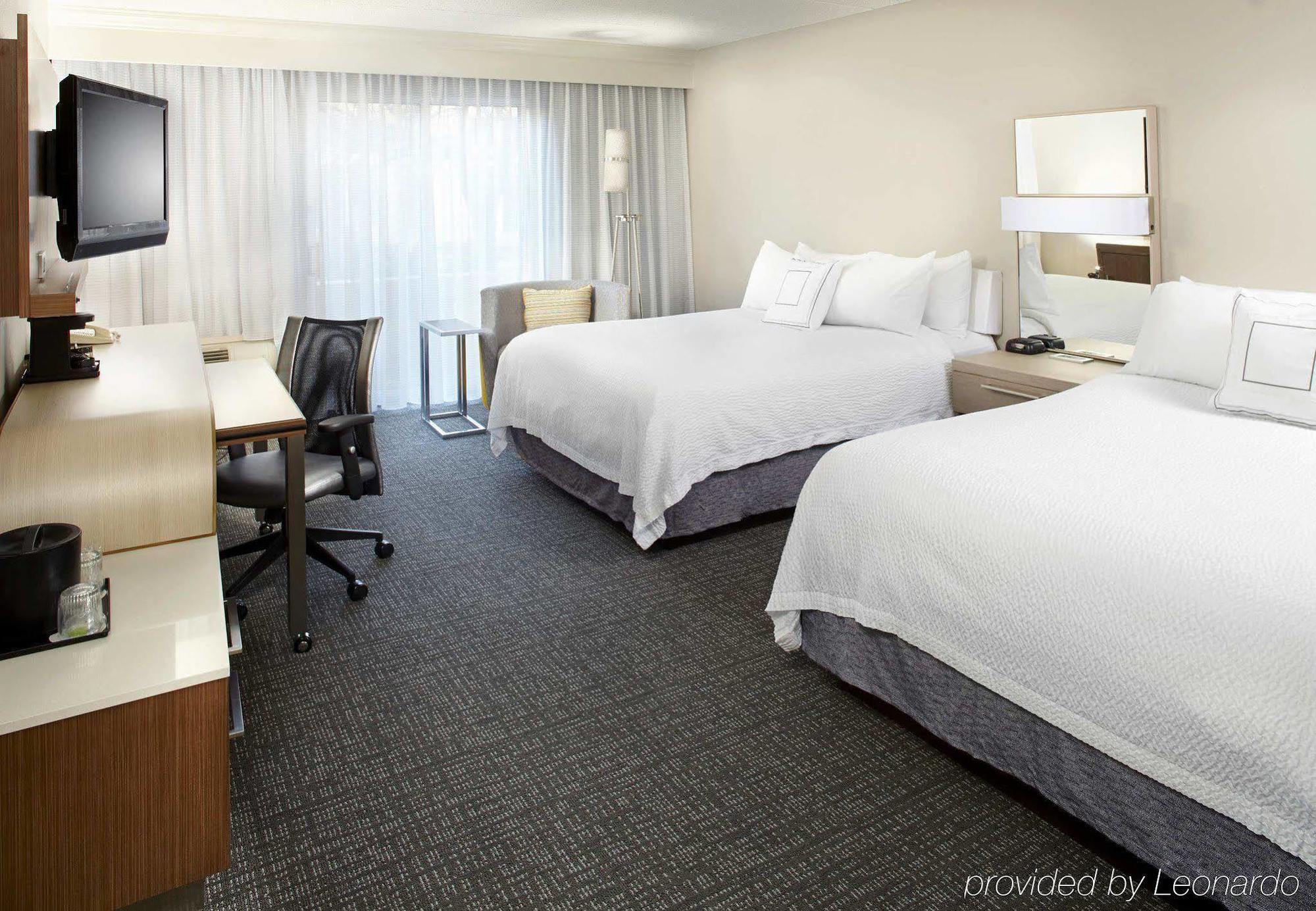 Hotel Courtyard By Marriott Lansing Extérieur photo