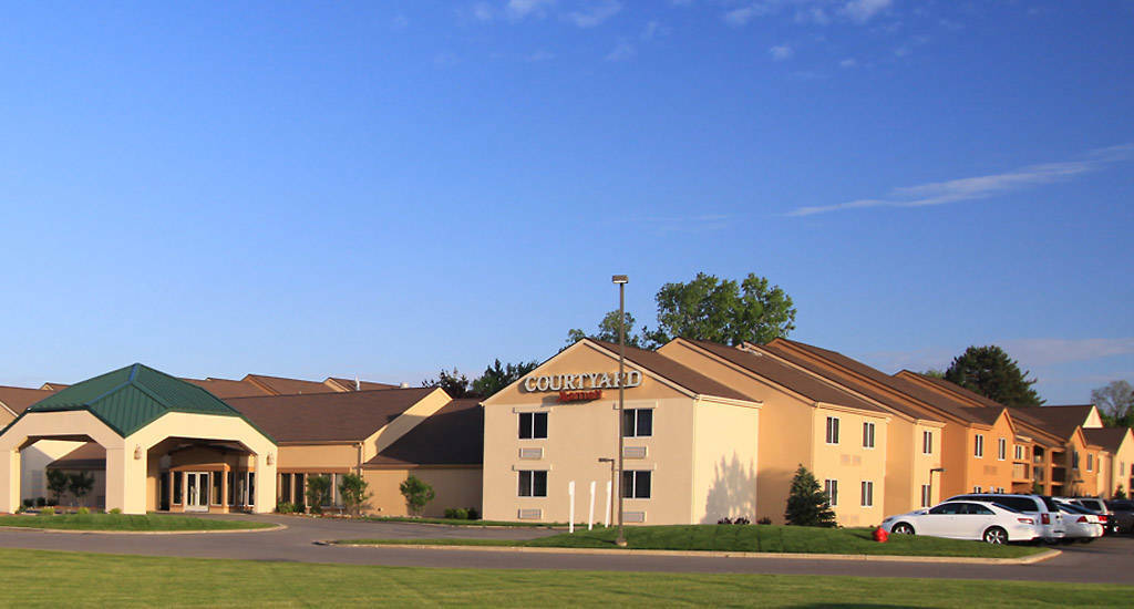 Hotel Courtyard By Marriott Lansing Extérieur photo